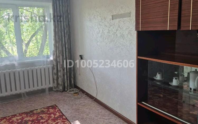 2-комнатная квартира · 48 м² · 1/5 этаж, Майкудук, Майкудук, 14й микрорайон — Автостанция, школа за 10 млн ₸ в Караганде, Алихана Бокейханова р-н — фото 2