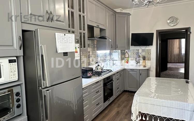 2-комнатная квартира · 95 м² · 1/8 этаж, мкр. Алтын орда, Сәңкібай батыр 72К — Әлия Молдағұлова қиылысы за 350 000 ₸ в Актобе — фото 2