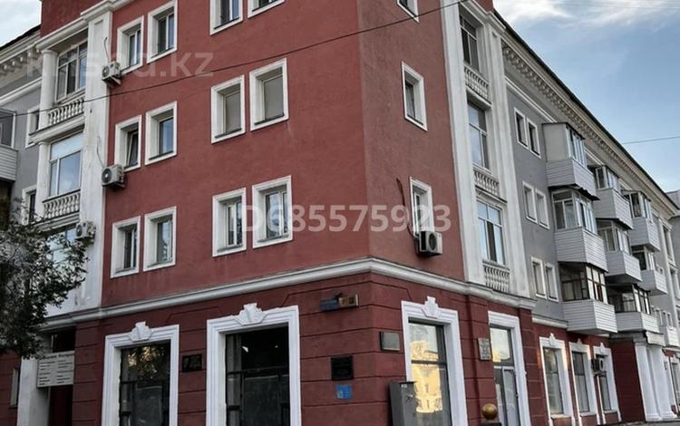 Еркін, кеңселер, дүкендер мен бутиктер • 40 м², бағасы: 500 000 〒 в Караганде, Казыбек би р-н — фото 7