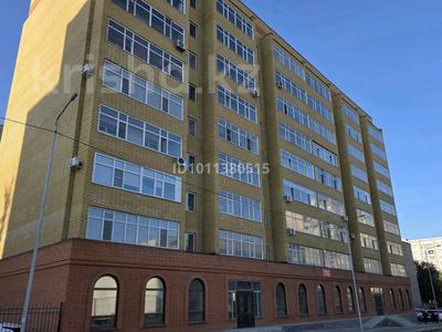 3-бөлмелі пәтер · 107 м² · 2/9 қабат, Найманбаева 189а, бағасы: 52 млн 〒 в Семее