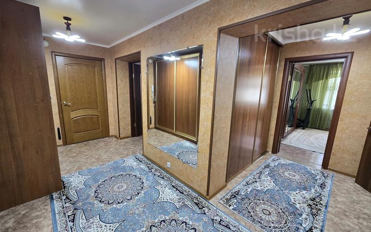 3-комнатная квартира · 97 м² · 1/5 этаж, Батыр Баяна за 250 000 ₸ в Петропавловске — фото 2