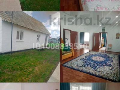Жеке үй · 4 бөлме · 120 м² · 12 сот., 12микр 61, бағасы: ~ 16 млн ₸ в Аксае