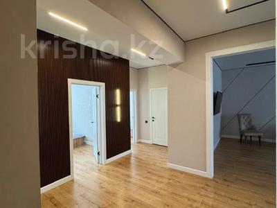 4-комнатная квартира · 118 м² · 2/5 этаж, мкр. Алтын орда за 45 млн ₸ в Актобе