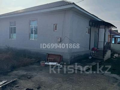 Аренда домов или дач в Алматинской обл.: Отдельный дом · 4 комнаты · 180 м², Алтынсарина 2 за 300 000 〒 Отдельный дом · 4 комнаты · 180 м², Алтынсарина 2 за 300 000 〒 в Жанатурмысе