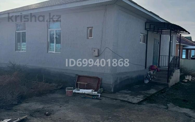 Отдельный дом · 4 комнаты · 180 м², Алтынсарина 2 за 300 000 〒 в Жанатурмысе — фото 2