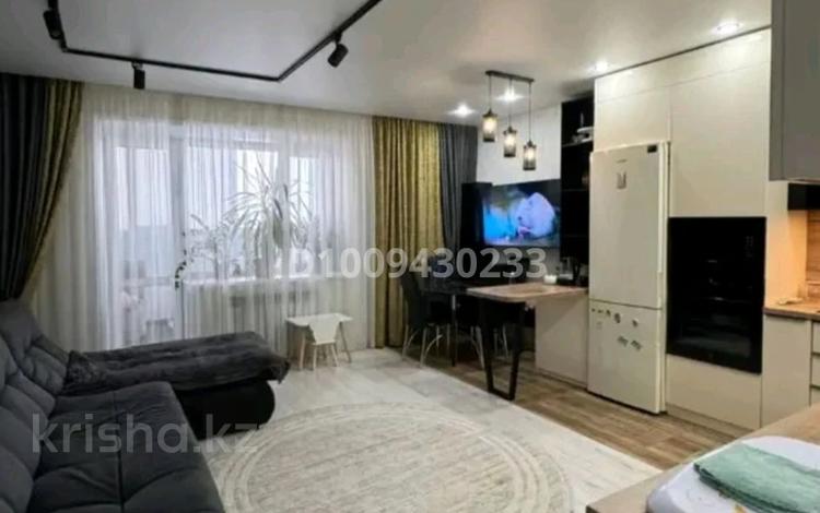 2-комнатная квартира · 70 м² · 9/9 этаж, 8-й микрорайон, 8 мкр 22 — 16 школа, спорт комплекс "Казахстан" за 35.8 млн 〒 в Костанае — фото 28