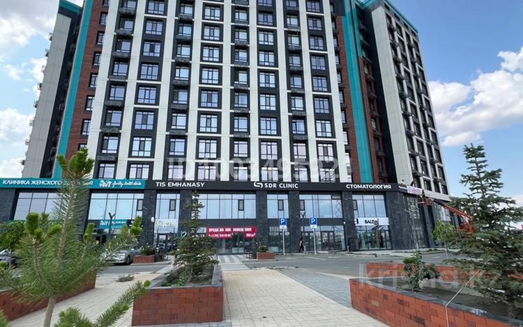 2-комнатная квартира · 56 м² · 7/12 этаж, мкр Жеруйык, Маденова 1В за 28 млн ₸ в Атырау — фото 2