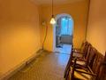3-комнатная квартира · 63 м² · 2/5 этаж, Абулхаир хана 25 за 120 000 ₸ в  — фото 2