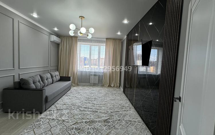 1-бөлмелі пәтер · 50.2 м² · 7/9 қабат, Самал, бағасы: 25 млн ₸ в Уральске — фото 2