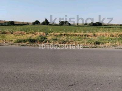 Жеке үй · 5 бөлме · 100 м² · 450 сот., Сарытогай — Вдоль трассы между поселок Сарытоғай и Жусансай, бағасы: 28 млн ₸ в Шубар