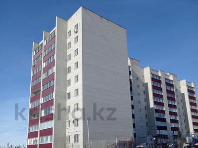 1-комнатная квартира, 50 м², 1/9 этаж, кизатова 5Н за 17 млн 〒 в Петропавловске