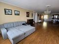 4-комнатная квартира · 190 м² · 5/9 этаж, мкр 5, Абулхаирхана 61 а — Абулхаирхана мадениет за 390 000 ₸ в Актобе