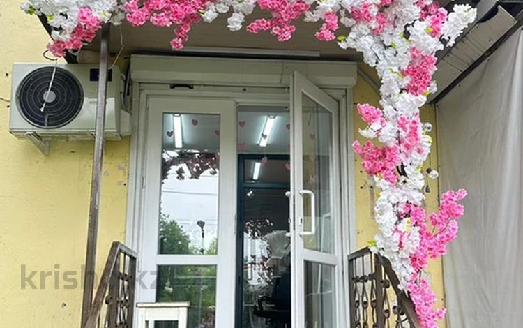 Цветочный и шарный бизнес, 35 м² за 3.9 млн 〒 в Алматы, Бостандыкский р-н — фото 2