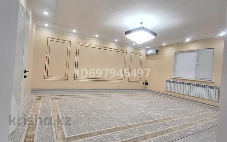 Жеке үй · 2 бөлме · 65 м² · 8 жүзд., мкр Аксай-2, 9 52, бағасы: 23 млн ₸ в Атырау — фото 10