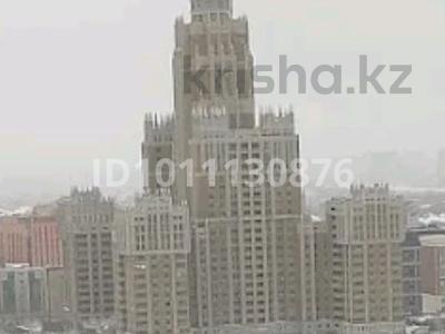 3-комнатная квартира · 122.9 м² · 5/36 этаж, Кабанбай батыра 11 за 69 млн ₸ в Астане, Есильский р-н