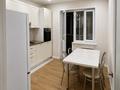 3-бөлмелі пәтер · 83.7 м² · 8/9 қабат, Самал 94/1 — Остановка 10 мкр, бағасы: 35 млн ₸ в Уральске — фото 9