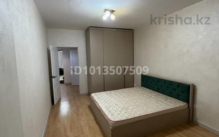 2-бөлмелі пәтер · 70 м² · 5/12 қабат, мкр Нуркент, Момышулы-Рыскулова 40, бағасы: 35.6 млн ₸ в Алматы, Алатауский р-н — фото 2