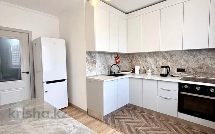 2-комнатная квартира · 64 м² · 3/12 этаж, Кенен Азербаев 37/1, 42/1 — Ракымжан Кошкарбаев за 33 млн 〒 в Астане, Сарайшык р-н — фото 2