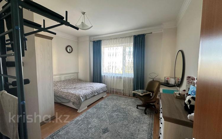 4-комнатная квартира · 134 м² · 10/16 этаж, Валиханова 12 за 61.5 млн ₸ в Астане, р-н Байконур — фото 2