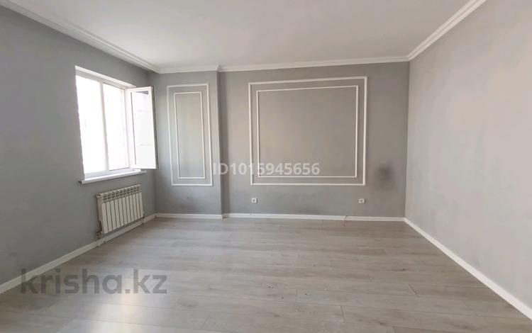 2-комнатная квартира · 55.7 м² · 2/11 этаж, Роза Багланова 3 за 27 млн ₸ в Астане, Нура р-н — фото 2