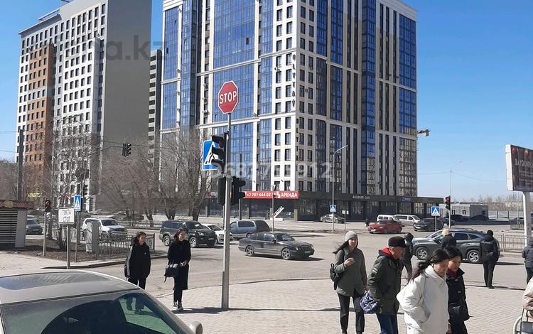 2-комнатная квартира · 70 м² · 12/16 этаж, мкр Юго-Восток, проспект Шахтеров 46/1 — Республики Шахтёров за 290 000 ₸ в Караганде, Казыбек би р-н — фото 2
