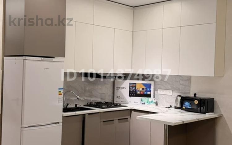 1-комнатная квартира · 35 м² · 4/5 этаж, СТ Монтажник, Карасай батыра 12/1 — Астер, ресторан Диана за 200 000 ₸ в  — фото 2