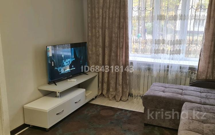 2-комнатная квартира · 42 м² · 1/3 этаж, мкр Алтай-1 13 за 28 млн ₸ в Алматы, Турксибский р-н — фото 2