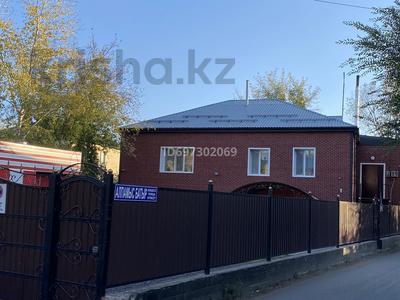 Жеке үй · 5 бөлме · 240 м² · 14 жүзд., мкр Шубар, Алпамыс батыр 1 — Космонавтов, бағасы: 250 млн ₸ в Астане, Есильский р-н
