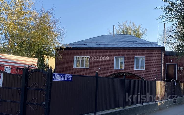 Жеке үй · 5 бөлме · 240 м² · 14 жүзд., мкр Шубар, Алпамыс батыр 1 — Космонавтов, бағасы: 250 млн ₸ в Астане, Есильский р-н — фото 2