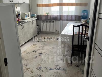 2-комнатная квартира · 62 м² · 2/5 этаж, 5 мкр 22а за 140 000 ₸ в Таразе