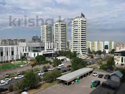 3-бөлмелі пәтер · 142 м², Самал-3 ш/а. 11, бағасы: 112 млн ₸ в Алматы, Медеуский р-н