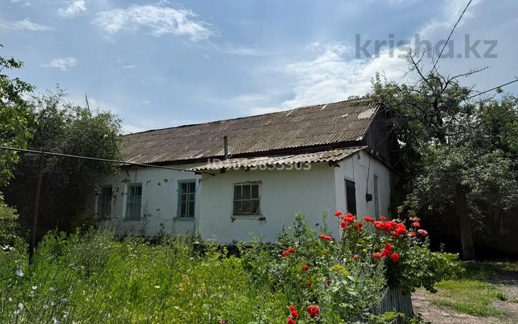 Үйдің бір бөлігі · 2 бөлме · 60 м² · 10 жүзд., Уалиханов 2/4 — Герцин мектеп жакта, бағасы: 5 млн ₸ в Бауыржан Момышулы — фото 2