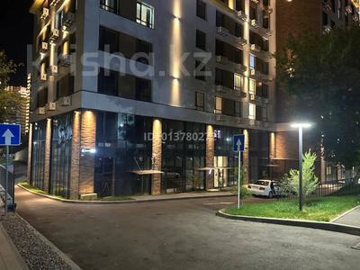 Еркін, кеңселер, дүкендер мен бутиктер, қоймалар, қоғамдық тамақтану орны, сұлулық салондары, ауыл шаруашылығы, монша, қонақ үй және демалыс орындары, фитнес және спорт, медорталықтар мен дәріханалар, білім орталықтары, ойын-сауық, конференц-залдар, кабинеттер және жұмыс орындары, студиялар · 100 м², бағасы: 750 000 ₸ в Алматы, Алмалинский р-н