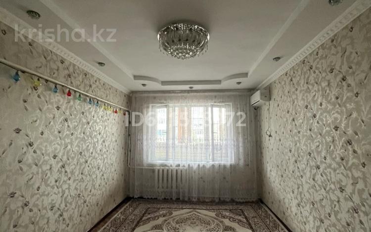 2-комнатная квартира · 52 м² · 3/5 этаж, Строители 8 за 15 млн ₸ в Аксукенте — фото 2
