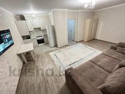 1-комнатная квартира, 40 м², 3/24 этаж помесячно, Сауран 15/3 за 200 000 〒 в Астане, Есильский р-н