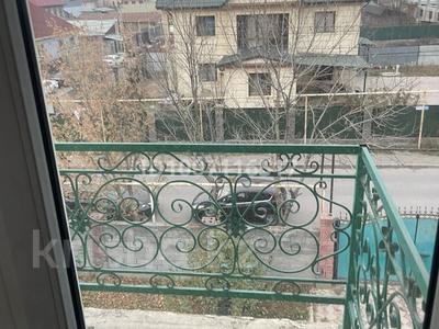 2-бөлмелі пәтер · 60 м² · 3/3 қабат, мкр Акбулак, Сарайшык дом 8, бағасы: 250 000 〒 в Алматы, Алатауский р-н