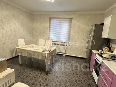 Үйдің бір бөлігі · 3 бөлме · 100 м² · 8 жүзд., Төлеген Токтаров 8, бағасы: 29 млн ₸ в Уральске
