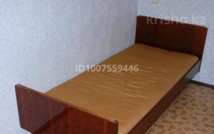 1 бөлме · 13 м², бульвар Гагарина 36, бағасы: 130 000 ₸ в Усть-Каменогорске — фото 2