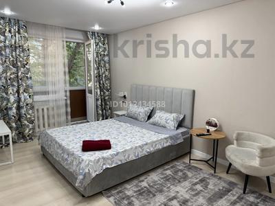 1-комнатная квартира · 50 м² · 4 этаж, ул. Оракбаева 16/1 за 12 000 ₸ в Уральске