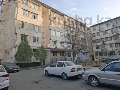 3-комнатная квартира · 80 м² · 4/5 этаж, 17-й микрорайон, 17-й микрорайон 2 за 185 000 〒 в Шымкенте, Аль-Фарабийский р-н