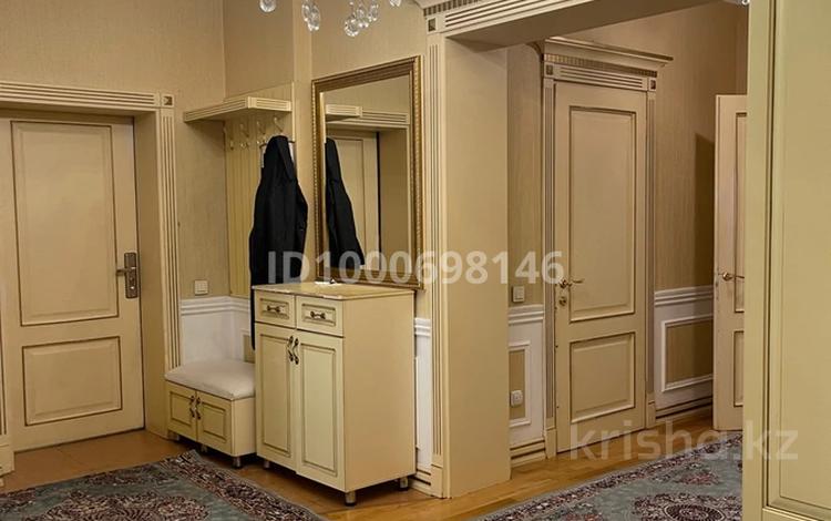 4-бөлмелі пәтер · 150 м² · 12/16 қабат, Абая — Абая Баумана, бағасы: 550 000 〒 в Алматы, Бостандыкский р-н — фото 2