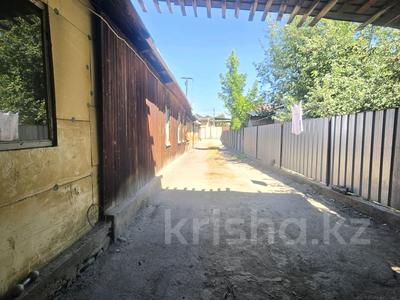 Жеке үй · 4 бөлме · 70 м² · 8 жүзд., Өжет ш/а., Ауэзова 36, бағасы: 40 млн ₸ в Алматы, Алатауский р-н