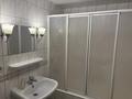 2-комнатная квартира · 70 м² · 5/9 этаж, Мкр «Самал» 8 — проспект Республики за 300 000 ₸ в Астане, Сарыарка р-н — фото 10