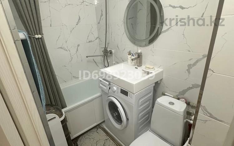 2-комнатная квартира · 45 м² · 4/5 этаж, 4 мкр 7 за 17.9 млн 〒 в Атырау, мкр Авангард-4 — фото 2