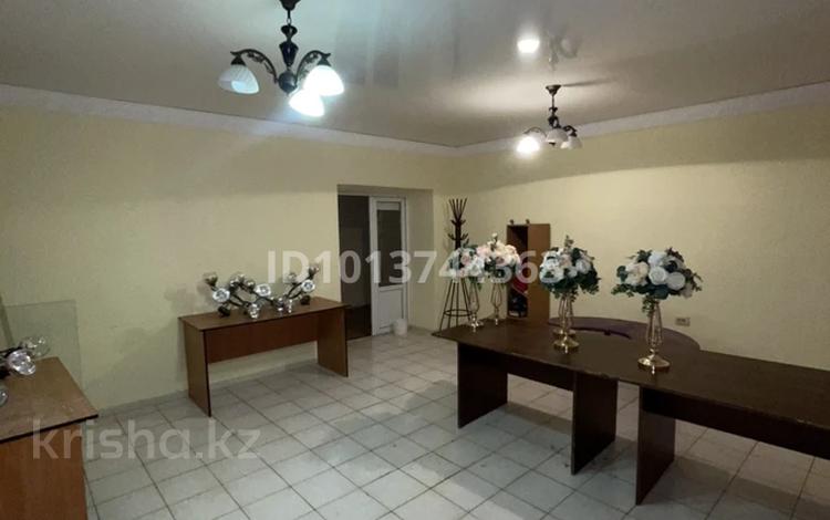 Еркін · 30 м², бағасы: 100 000 ₸ в Боралдае (Бурундай), мкр Водник-1 — фото 2