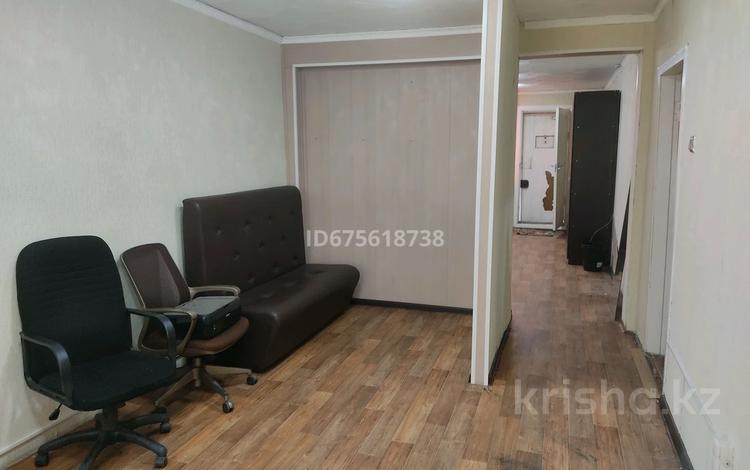 2-комнатная квартира, 48 м², 1/5 этаж, Ак Сатпаева 21 — Лермонтова за 10.2 млн 〒 в Павлодаре — фото 2