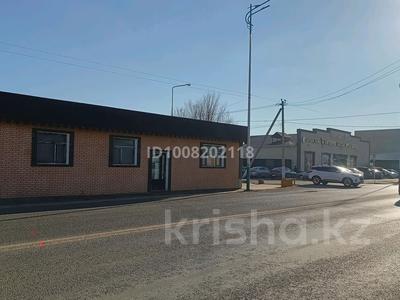 Дүкендер мен бутиктер, қоғамдық тамақтану орны, сұлулық салондары, медорталықтар мен дәріханалар · 90 м², бағасы: 300 000 〒 в 