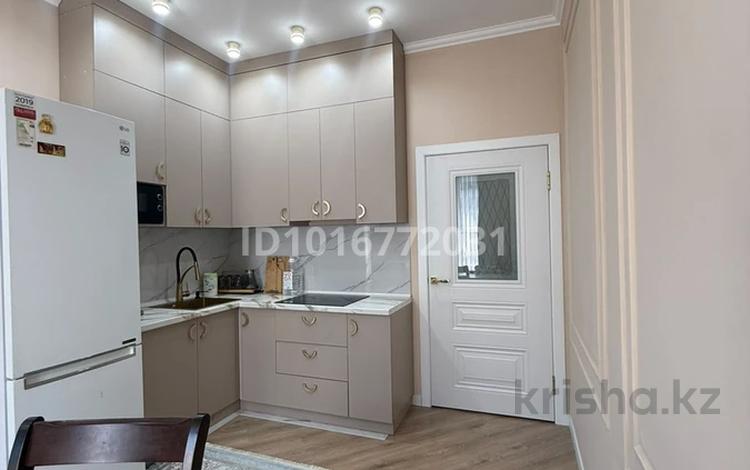 2-комнатная квартира · 48 м² · 9/13 этаж, Райымбека 348/1 за 350 000 ₸ в Алматы, Ауэзовский р-н — фото 2
