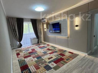 3-комнатная квартира · 59 м² · 3/5 этаж, мкр Аксай-2 — Толе би Сайна за 40.9 млн 〒 в Алматы, Ауэзовский р-н