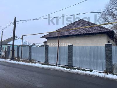 Отдельный дом · 3 комнаты · 90 м² · 6 сот., Аркабая — Базар за 28 млн 〒 в Байсерке